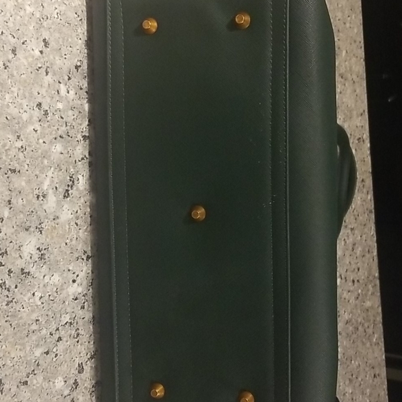 Green Neiman Marcus green tote - Picture 5 of 5